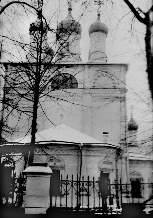 Лефортово. Церковь Петра и Павла в Лефортове. фасады