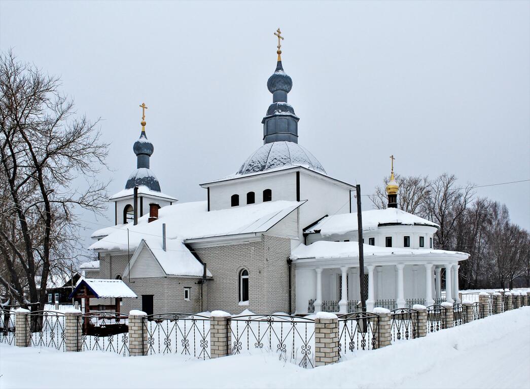 Церковь Елисаветы Феодоровны, Великодворский (Гусь-Хрустальный район и г. Гусь-Хрустальный, Владимирская область). фасады, Вид с юго-востока