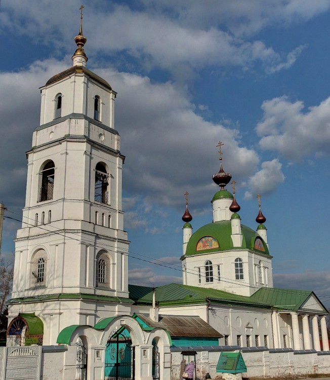 Церковь Троицы Живоначальной, Хотеичи (Орехово-Зуевский городской округ, Московская область). фасады