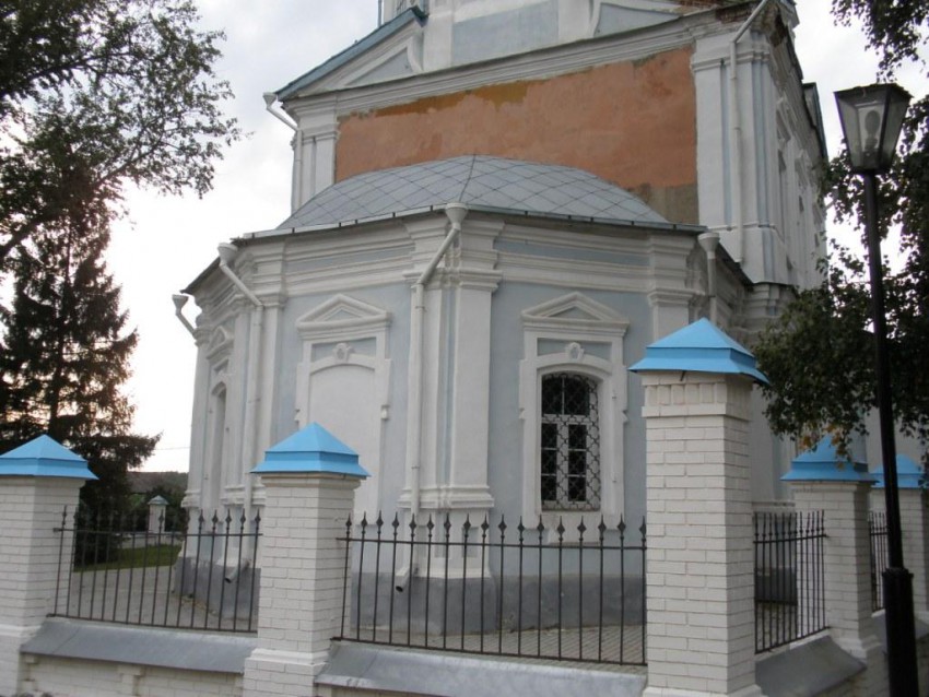 Церковь Введения во храм Пресвятой Богородицы, Дмитров (Дмитровский городской округ, Московская область). архитектурные детали, Апсида