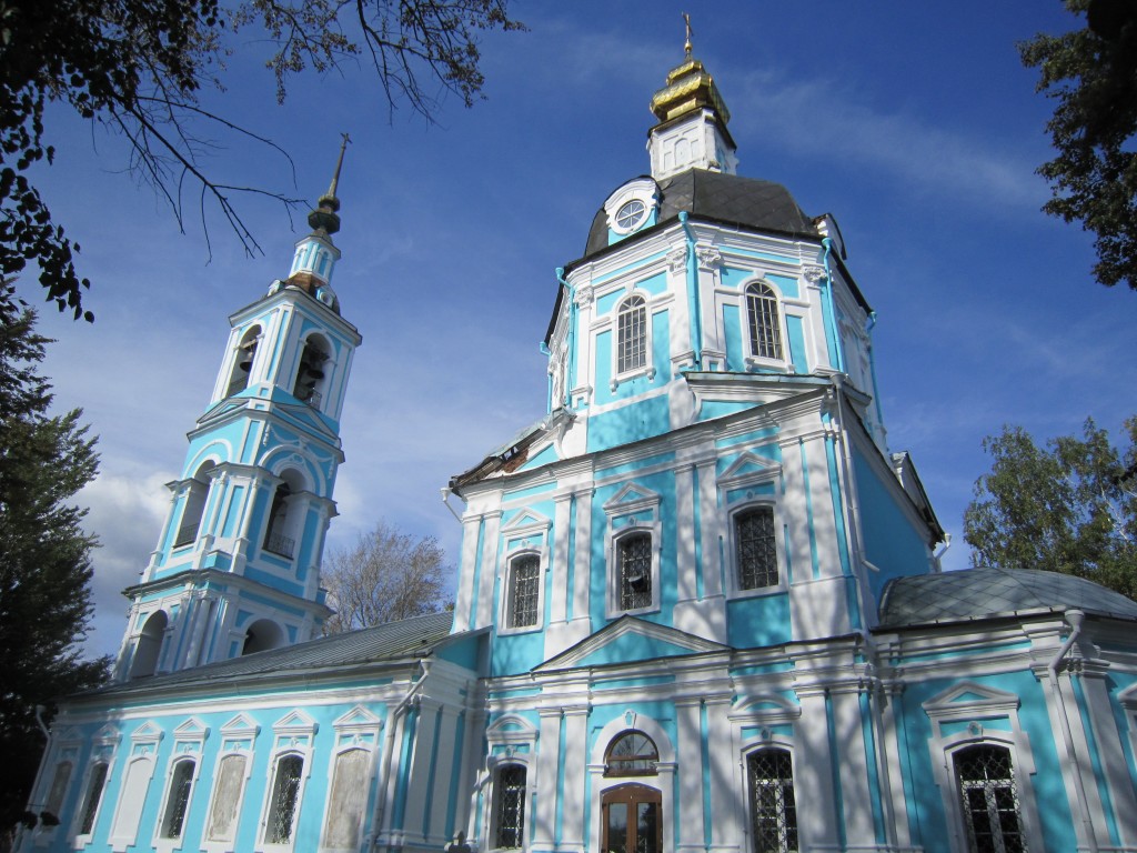 Церковь Введения во храм Пресвятой Богородицы, Дмитров (Дмитровский городской округ, Московская область). фасады