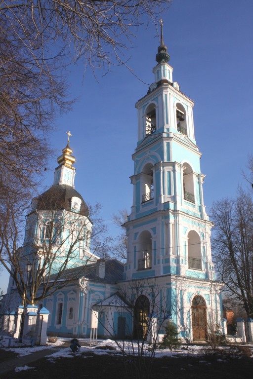 Дмитров. Церковь Введения во храм Пресвятой Богородицы. фасады