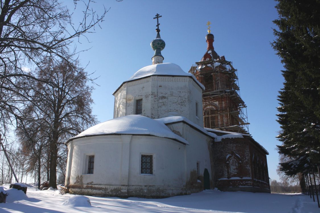 Карпово. Церковь Воскресения Словущего. фасады