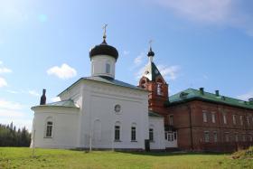 Соловецкие острова. Спасо-Преображенский Соловецкий монастырь. Савватиевский скит. Церковь Смоленской иконы Божией Матери