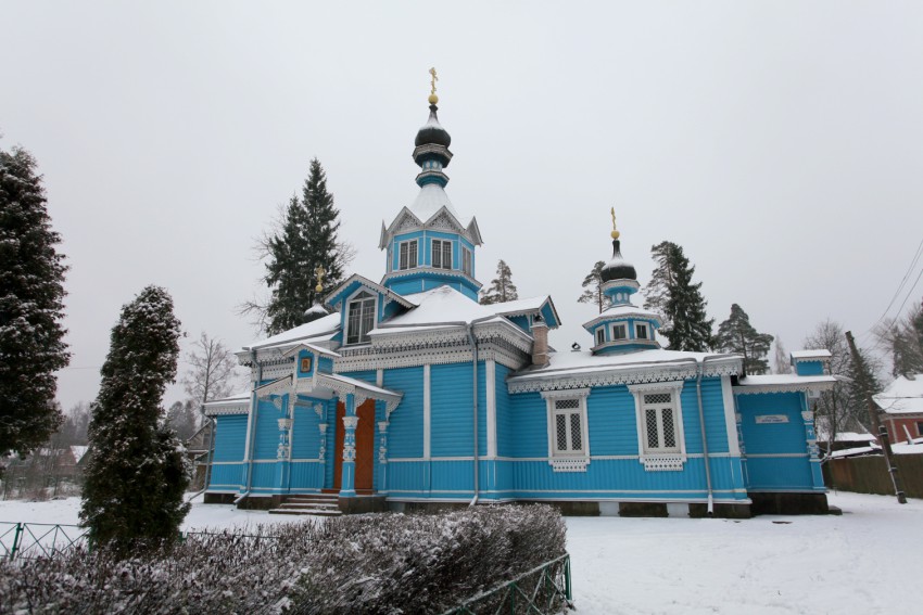 Церковь Петра и Павла, Сиверский (Гатчинский район, Ленинградская область). фасады