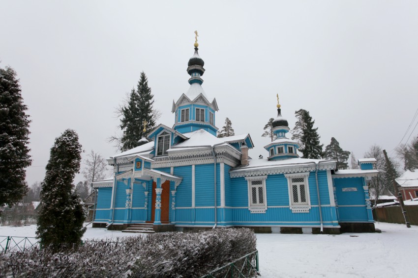 Сиверский. Церковь Петра и Павла. фасады