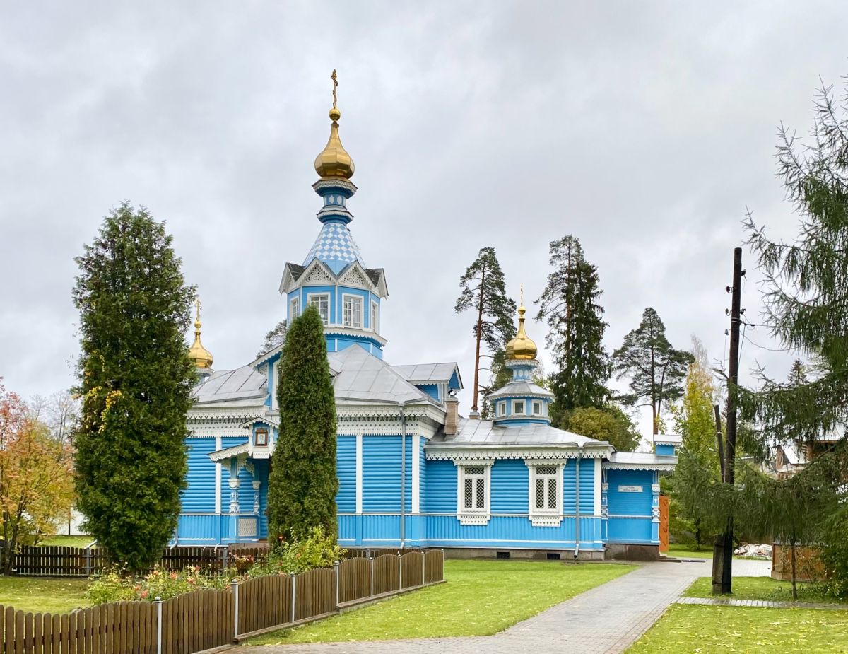 Церковь Петра и Павла, Сиверский (Гатчинский район, Ленинградская область). фасады, Вид с северо-запада