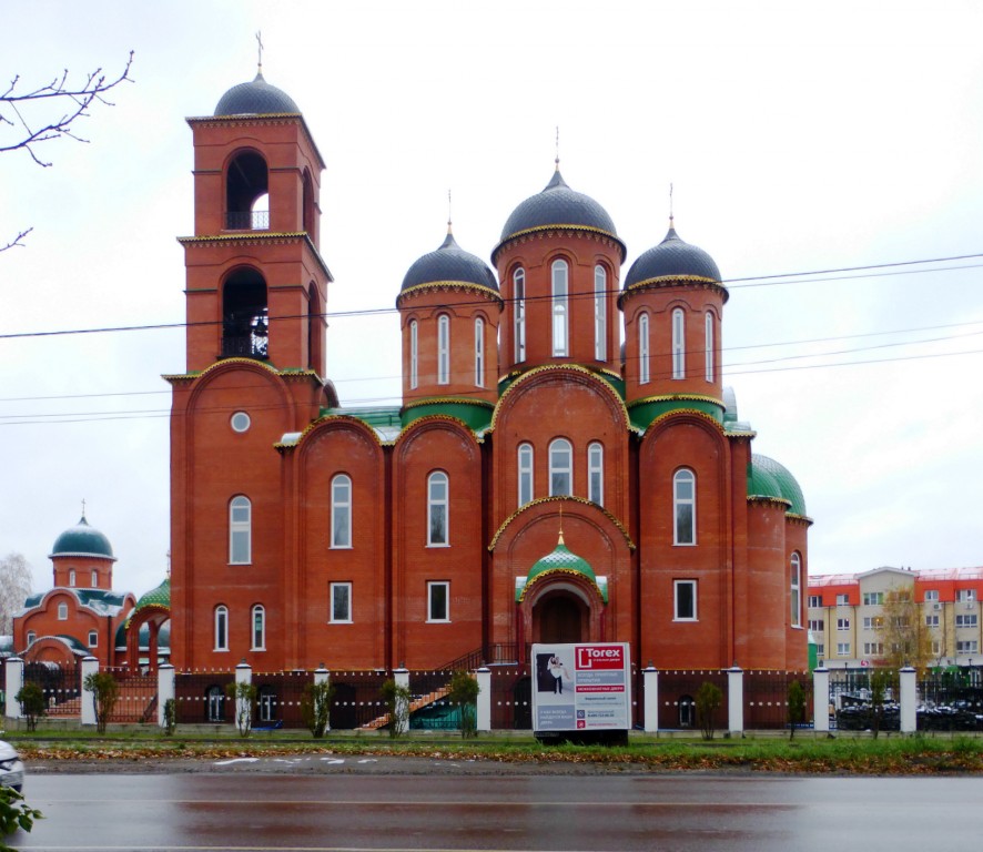 Королёв. Церковь Троицы Живоначальной на Валентиновом поле (каменная). фасады