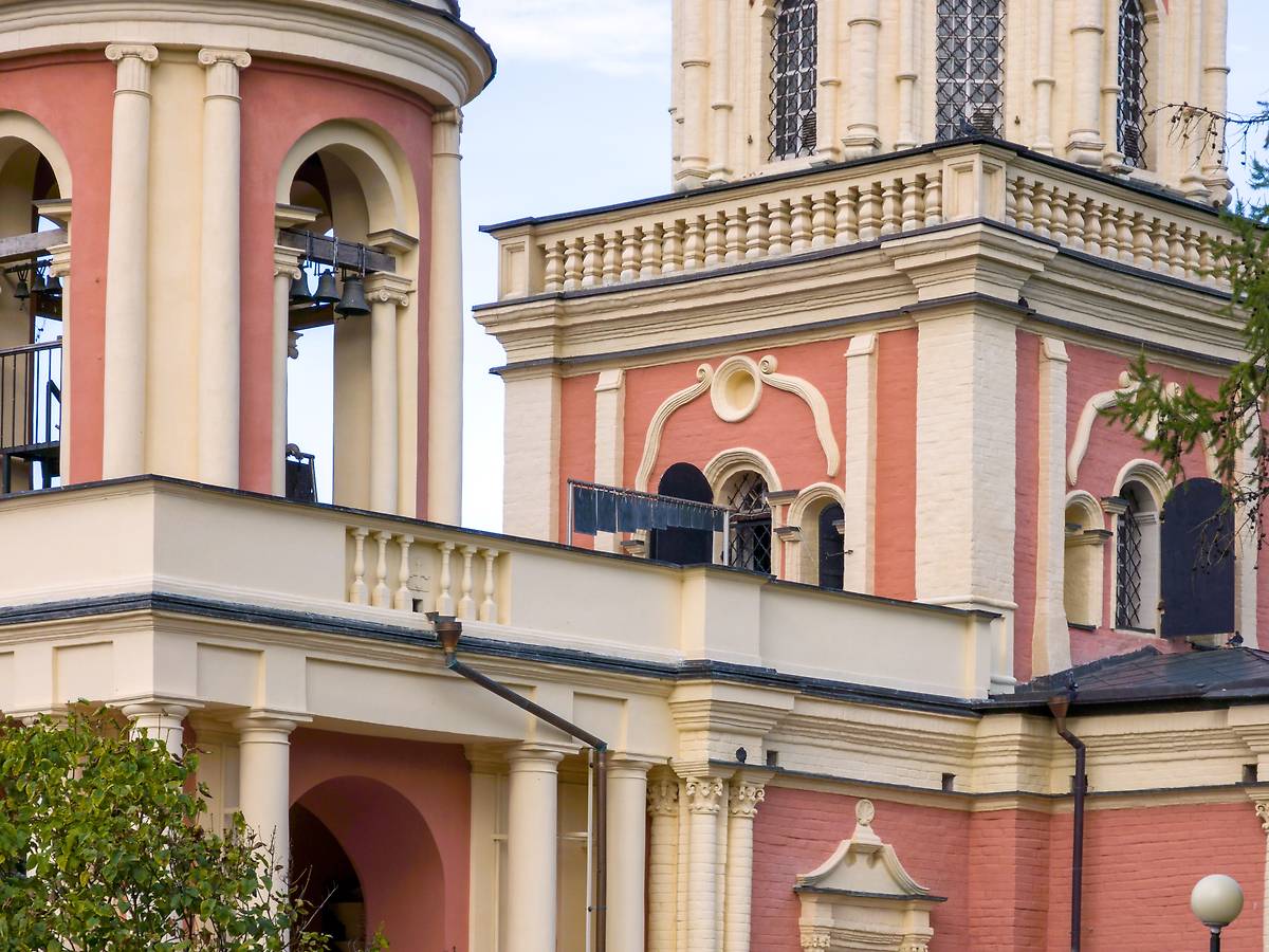 фасады. Церковь Троицы Живоначальной в Свиблове, Свиблово (Северо-Восточный административный округ (СВАО), г. Москва)