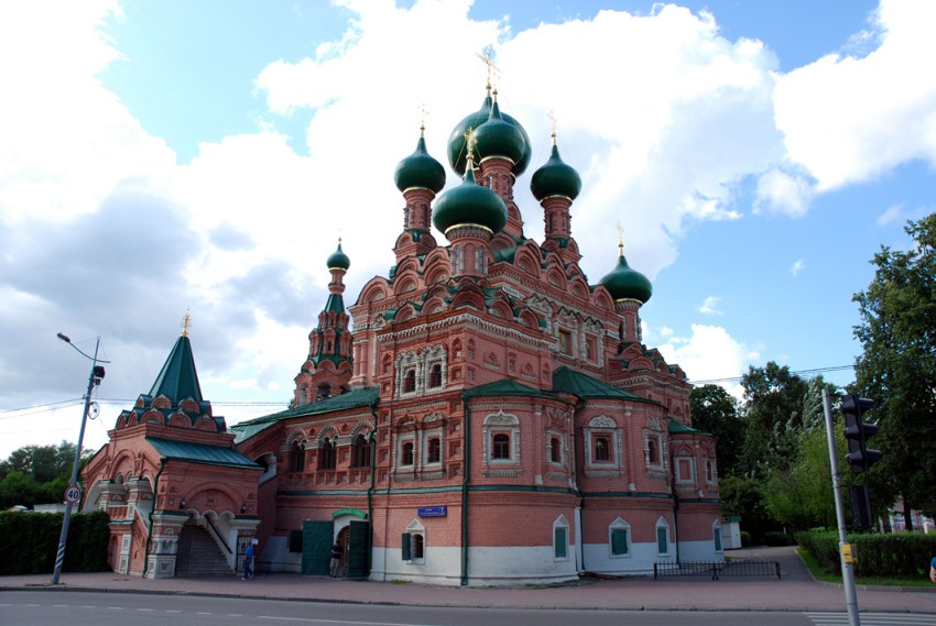 Церковь Троицы Живоначальной в Останкине, Останкинский (Северо-Восточный административный округ (СВАО), г. Москва). фасады