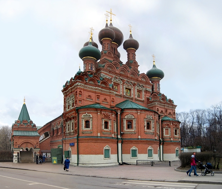 Останкинский. Церковь Троицы Живоначальной в Останкине. фасады