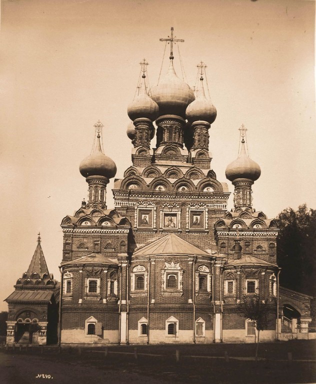 Церковь Троицы Живоначальной в Останкине, Останкинский (Северо-Восточный административный округ (СВАО), г. Москва). архивная фотография, Фото с сайта http://andcvet.narod.ru