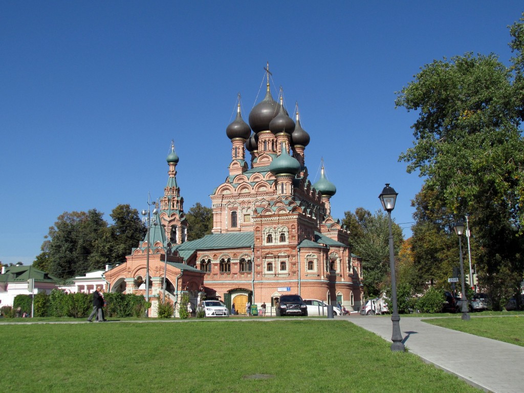 Останкинский. Церковь Троицы Живоначальной в Останкине. фасады