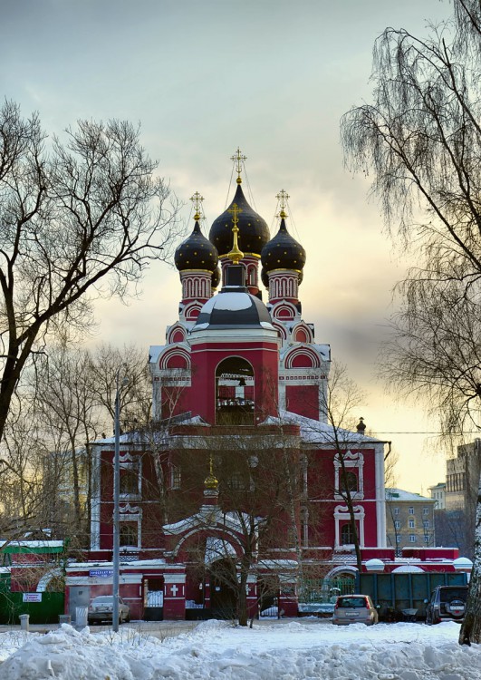 Алексеевский. Церковь Тихвинской иконы Божией Матери в Алексеевском (