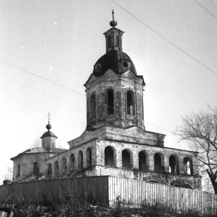 Касимов. Церковь Троицы Живоначальной. фасады