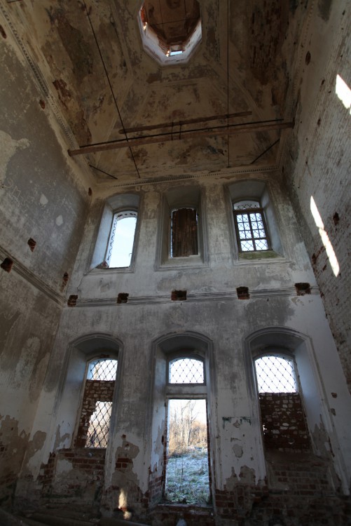 Церковь Иоанна Богослова, Гужово (Даниловский район, Ярославская область). интерьер и убранство