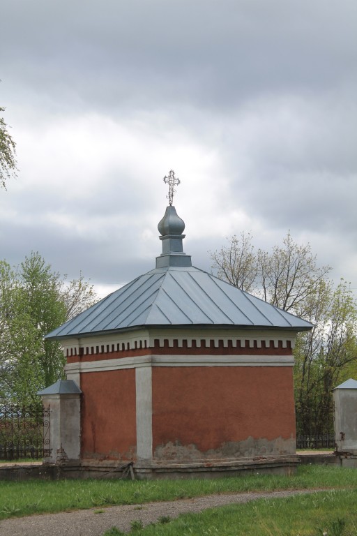 Церковь Успения Пресвятой Богородицы, Печёнкино (Шарьинский район, Костромская область). дополнительная информация, Неизвестная часовня