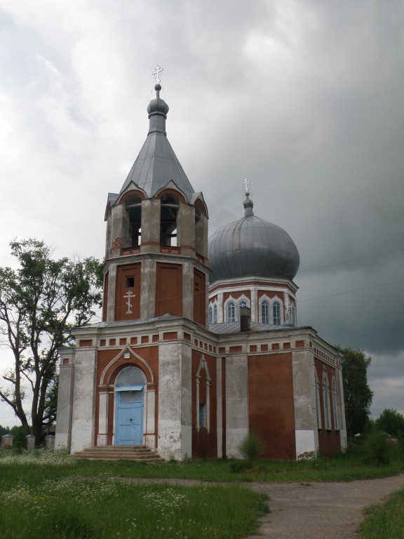 Церковь Успения Пресвятой Богородицы, Печёнкино (Шарьинский район, Костромская область). фасады