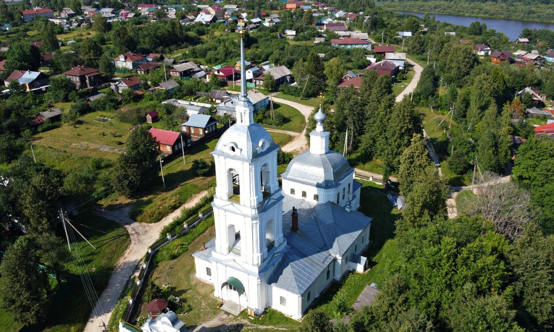 Кафедральный собор Рождества Христова, Макарьев (Макарьевский район, Костромская область). общий вид в ландшафте