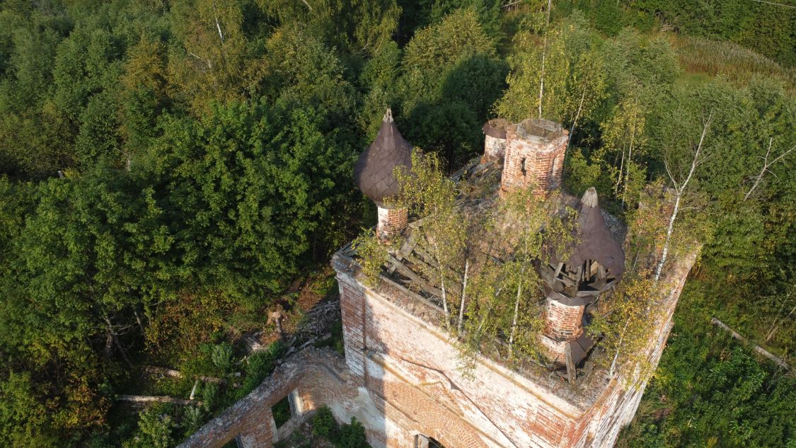 Церковь Преображения Господня, Спас-Пенье, урочище (Судиславский район, Костромская область). архитектурные детали
