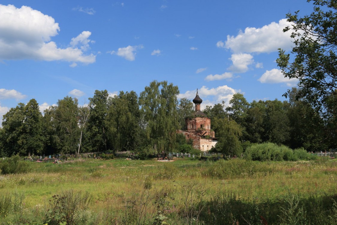 Григорково. Церковь Казанской иконы Божией Матери. общий вид в ландшафте