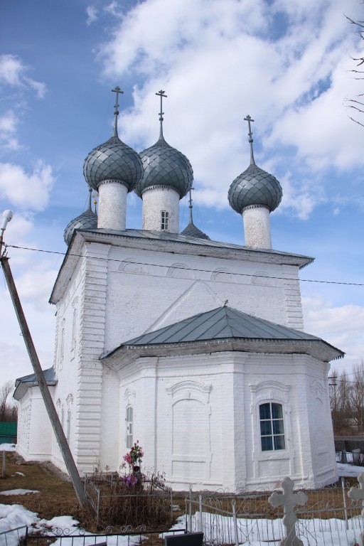 Церковь Жён-мироносиц, Дмитриевское (Пошехонский район, Ярославская область). фасады
