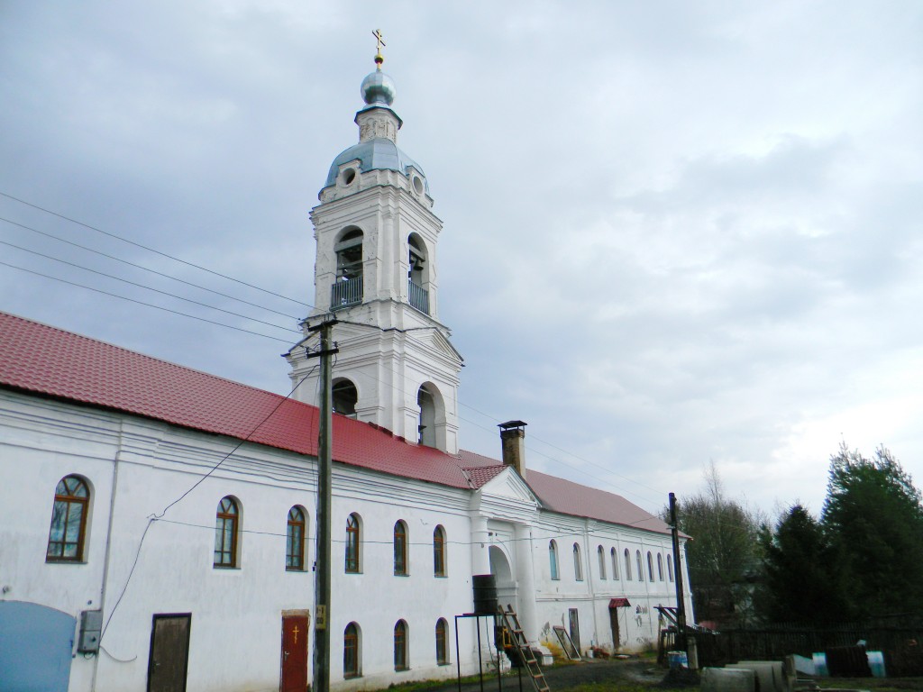 Адрианов Успенский монастырь, Адрианова Слобода (Пошехонский район, Ярославская область). фасады