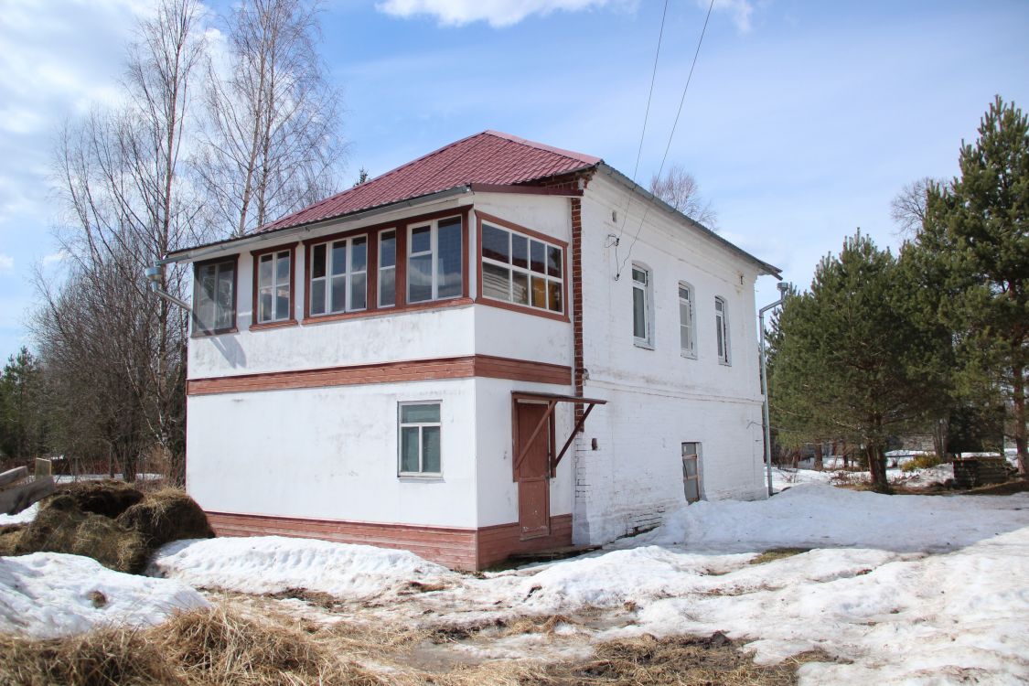Адрианов Успенский монастырь, Адрианова Слобода (Пошехонский район, Ярославская область). архитектурные детали