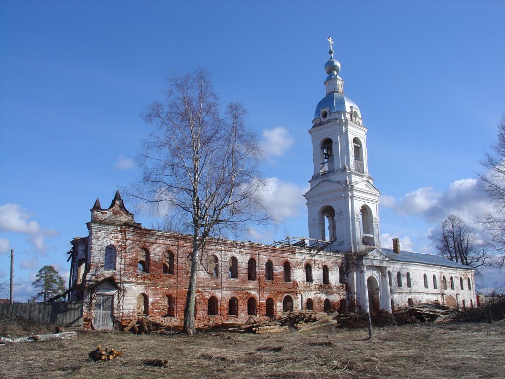 Адрианов Успенский монастырь, Адрианова Слобода (Пошехонский район, Ярославская область). фасады