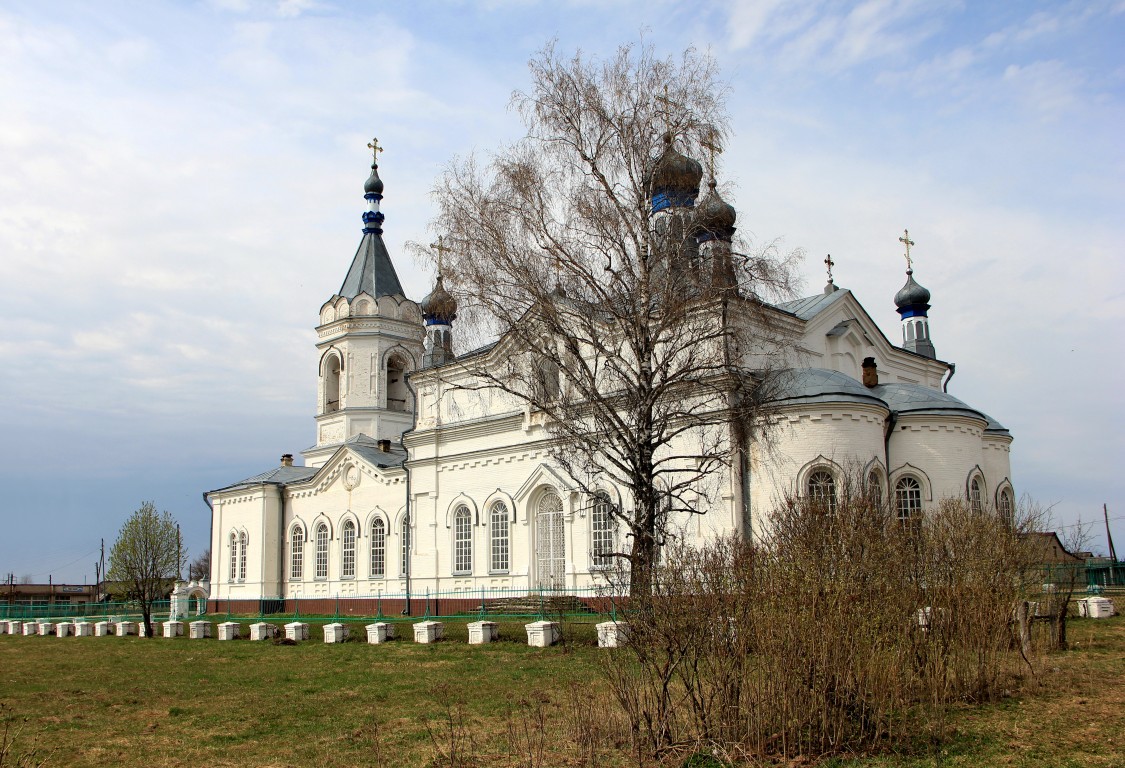 Уртма. Церковь Михаила Архангела. фасады