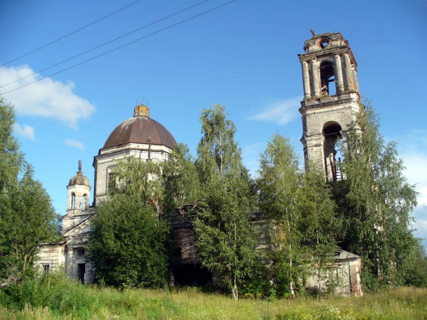 Церковь Успения Пресвятой Богородицы, Новоуспенское (Ветлужский район, Нижегородская область). общий вид в ландшафте
