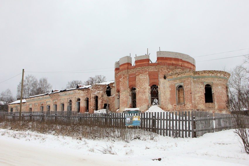 Церковь Троицы Живоначальной, Верхошижемье (Верхошижемский район, Кировская область). фасады, Возрождение