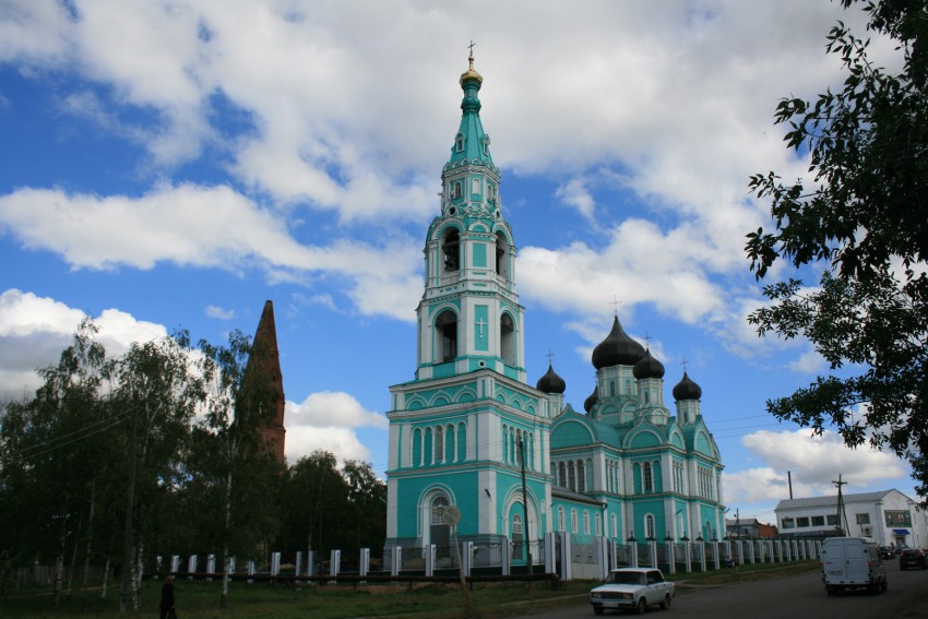 Яранск. Собор Троицы Живоначальной. фасады