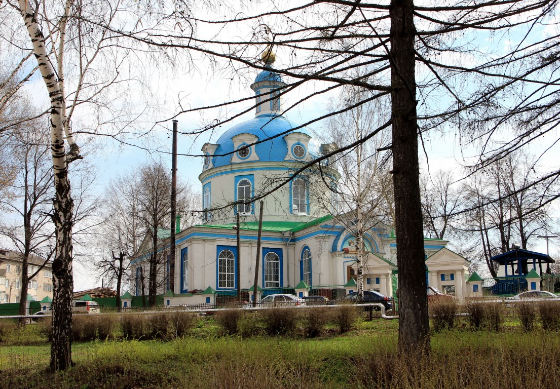 Кафедральный собор Успения Пресвятой Богородицы, Яранск (Яранский район, Кировская область). фасады