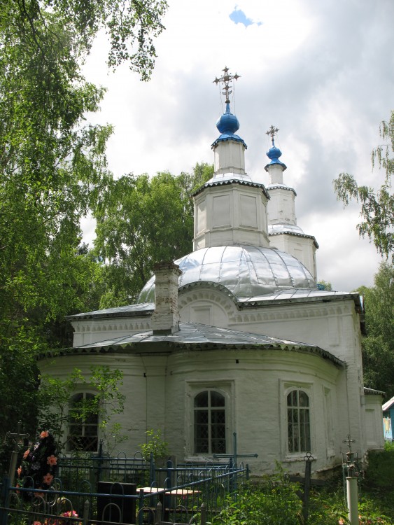 Церковь Успения Пресвятой Богородицы, Лальск (Лузский район, Кировская область). фасады, Восточный фасад - двойная апсида