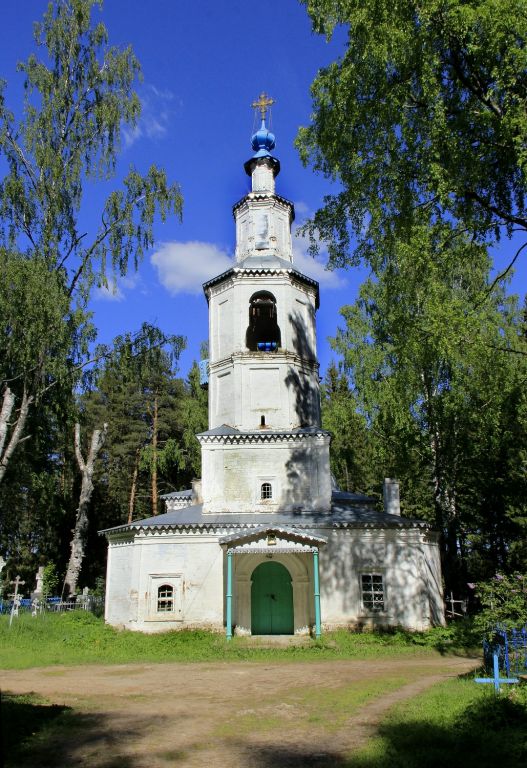 Церковь Успения Пресвятой Богородицы, Лальск (Лузский район, Кировская область). фасады, Вид с запада.