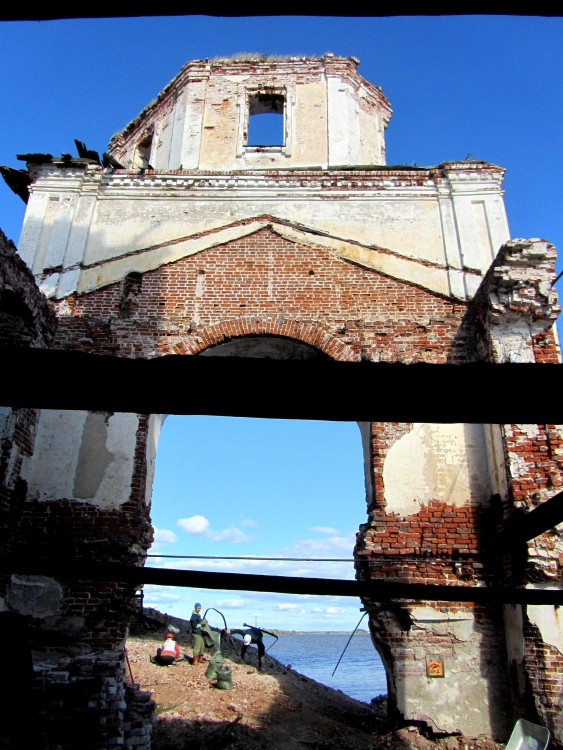 Церковь Рождества Христова, Крохино (акватория Шекснинского водохранилища) (Белозерский район, Вологодская область). интерьер и убранство, вид на основной объем со стороны главного входа