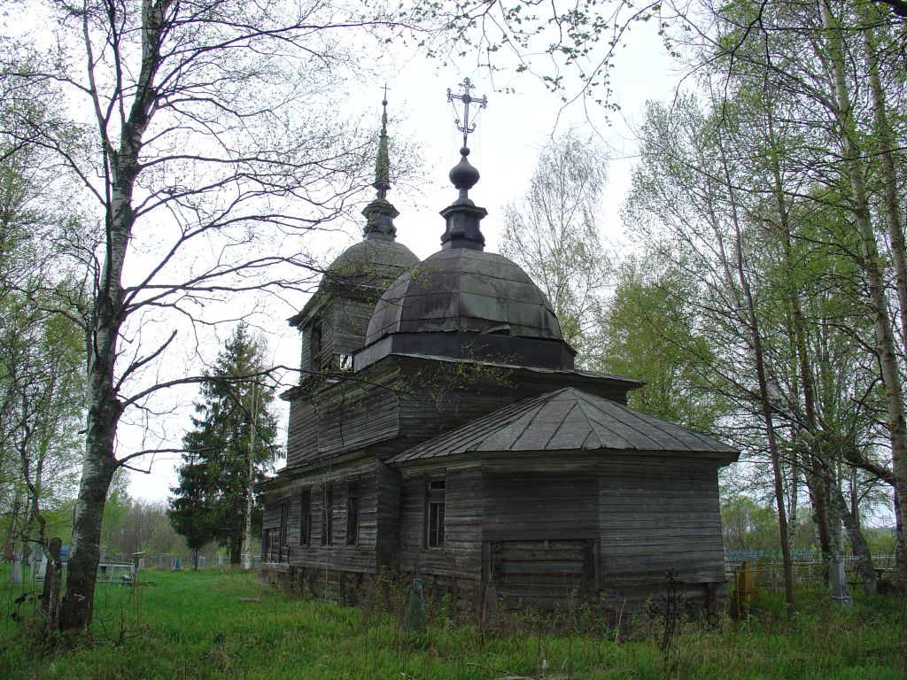 Церковь Александра Невского, Ухтома (Вашкинский район, Вологодская область). фасады, 2005