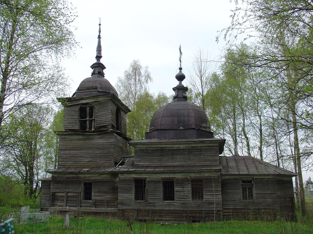 Церковь Александра Невского, Ухтома (Вашкинский район, Вологодская область). фасады, 2005