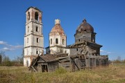 Храмовый комплекс. Церкви Воздвижения Креста Господня и Успения Пресвятой Богородицы, Вид с юго-запада<br>, Ухтома, Вашкинский район, Вологодская область