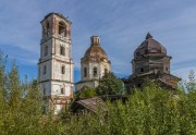 Храмовый комплекс. Церкви Воздвижения Креста Господня и Успения Пресвятой Богородицы, Вид с юго-запада<br>, Ухтома, Вашкинский район, Вологодская область