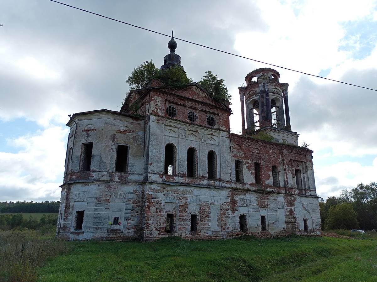 Церковь Воскресения Христова, Царева (Тотемский район, Вологодская область). фасады