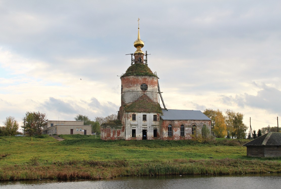 Непотягово. Церковь Димитрия Солунского. фасады