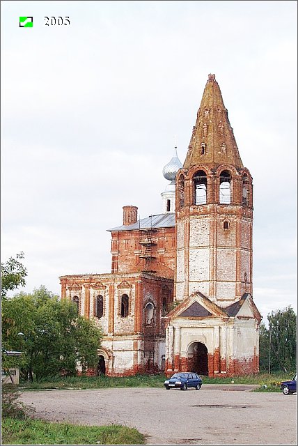 Церковь Иоакима и Анны, Шекшово (Гаврилово-Посадский район, Ивановская область). фасады, Вид ансамбля церкви и колокольни с запада