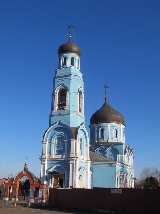 Покров. Церковь Покрова Пресвятой Богородицы. фасады