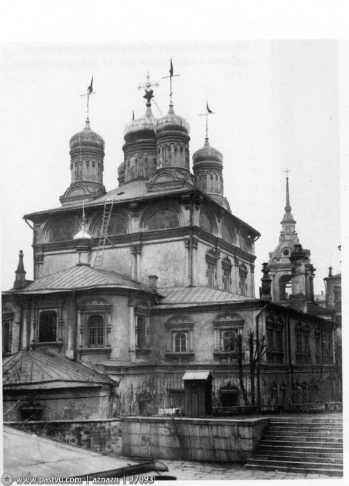 Знаменский монастырь. Собор иконы Божией Матери 