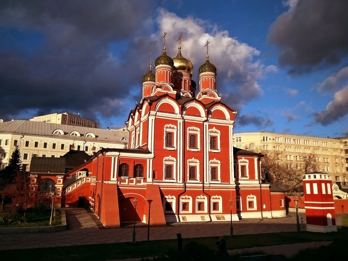 Знаменский монастырь. Собор иконы Божией Матери 