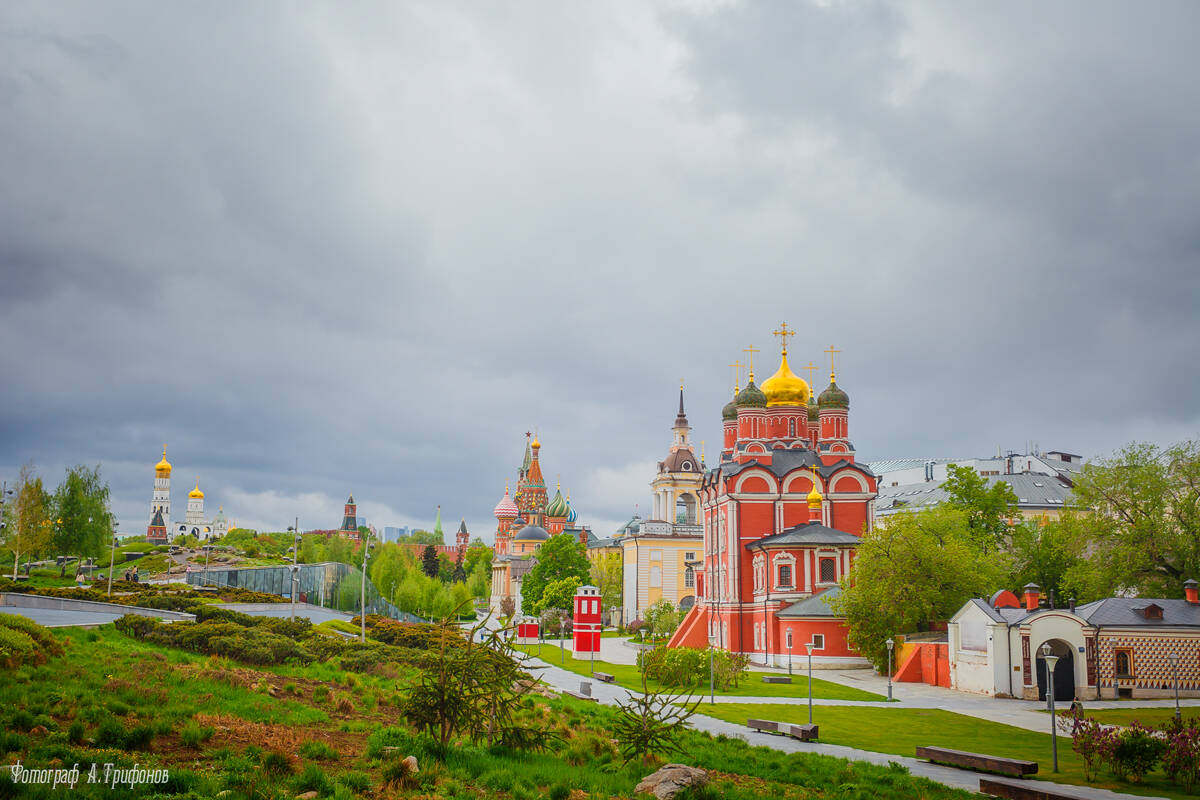 Знаменский монастырь. Собор иконы Божией Матери 