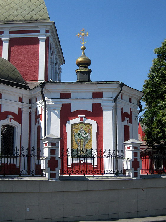 Переяславский переулок 6. Храм знамения Божией матери в Переяславской Слободе. Храм иконы Божией матери Знамение в Переяславской Слободе внутри. Церковь иконы Божией матери Знамение в холмах. Икона знамения в Переяславской Слободе.