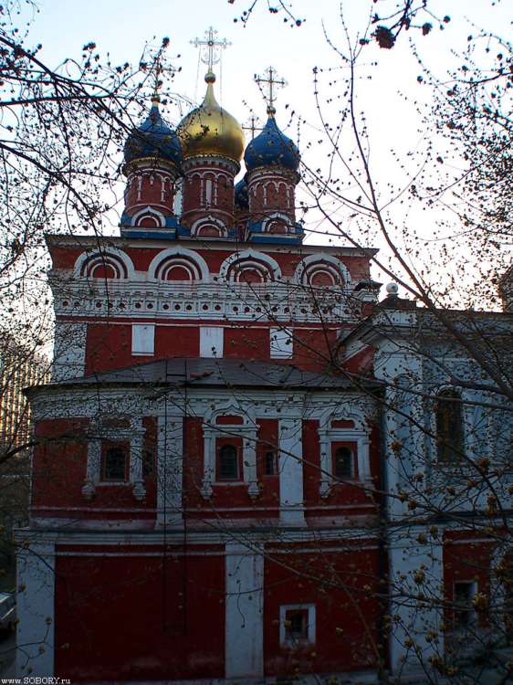 Церковь Георгия Победоносца (Покрова Пресвятой Богородицы) на Псковской горе, Тверской (Центральный административный округ (ЦАО), г. Москва). фасады